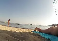 古いロシアのお父さんが癌に苦しんで、肛門でコックを取る 一徹 アダルト 動画