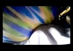 若い女性は陰茎を果たし、ウェブカメラの前で運転手のように乗っています エロ 動画 無料 鈴木 一徹