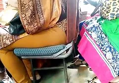 Lascivious男性fucksのお尻のセクシーなブルネット アダルト 動画 鈴木 一徹