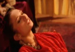 彼女は彼女の友人にコックを吸うながらFraerなめる女性の膣 エロ 動画 無料 鈴木 一徹