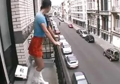 マーカスは彼のガールフレンドをケツに植えた 一徹 アダルト 動画