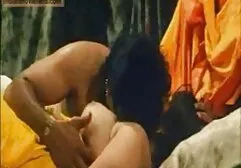 セックスのために離婚した男と大きな自然な胸を持つ美しい茶色の髪の女性とセックスをしています エロ 動画 無料 鈴木 一徹