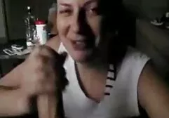 黒人男性は兼で金髪の胸を灌漑します。 鈴木 一徹 エロ 動画 無料