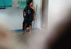 女は前にアナルからうめき声を上げた。 エロ 動画 無料 鈴木 一徹