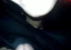 部屋の画面を通して見知らぬ人のコックを吸うレズビアンの女の子 鈴木 一徹 えろ 動画